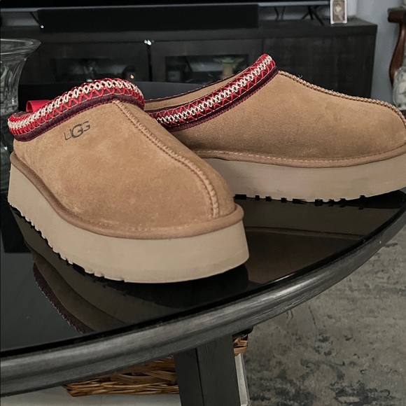 UGG Shoes - UGG Tan Suede Slip-Ons with Red Accents